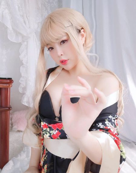 我和小在公交车上疯狂在线_高清在线手机播放