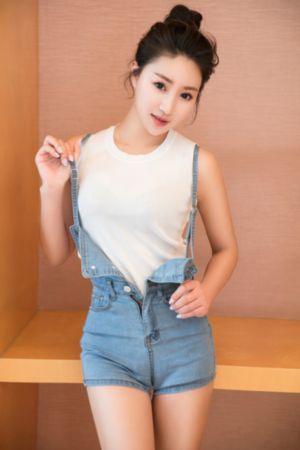 钢的琴40集全部免费_十万网红美女美酱