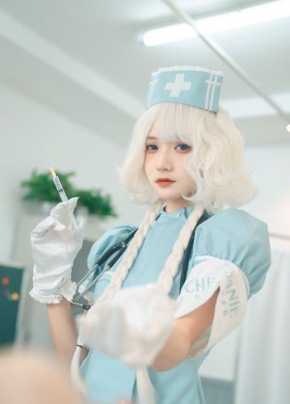 制服下的_BD英语高清视频观看