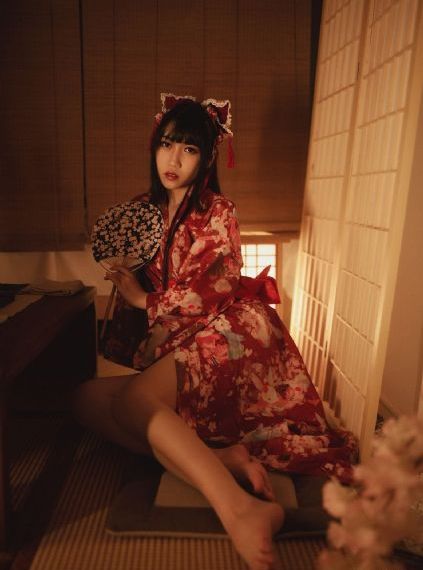 囚于永夜长佩_超清动漫在线观看