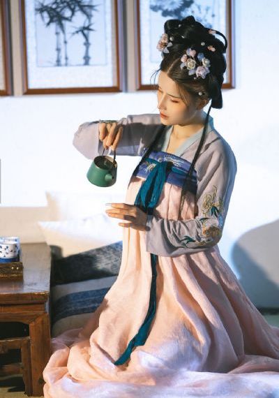 女快递员的美味2_90分钟完整视频视频大全