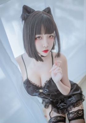 奇怪的美沙拉龙中文_720在线视频播放